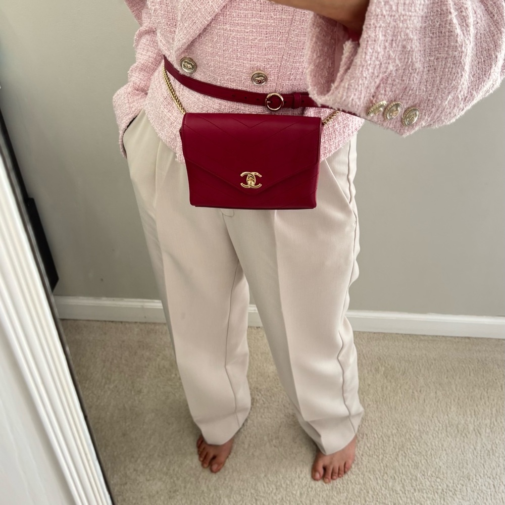 Chanel Calf leather Chevron 2-in-1 crossbody belt small bag Red bag is💲blessing